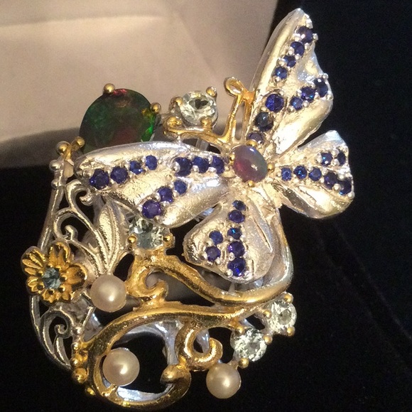 Breathtaking Genuine Sapphire, Black Opals Ring - Picture 5 of 14